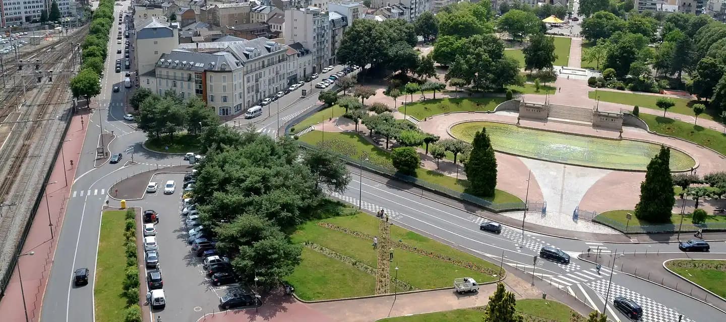 Centre-ville et champ de Juillet : vue de Limoges